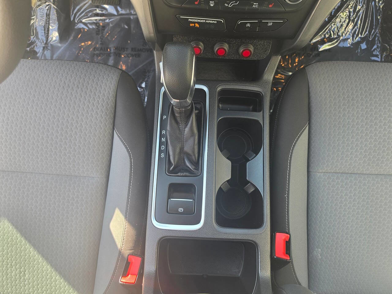 Used 2018 Ford Escape SE w/ SE Sync 3 Package AWD/4WD image 39