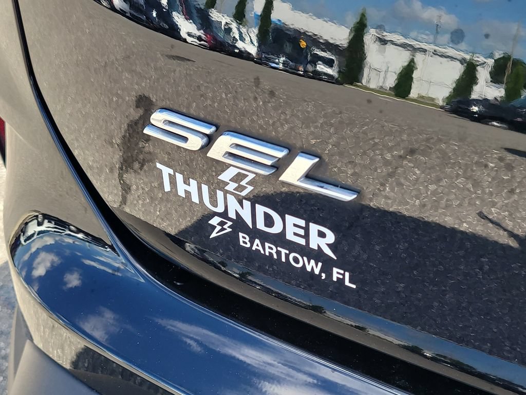 Used 2024 Ford Edge SEL w/ Convenience Package AWD/4WD image 6