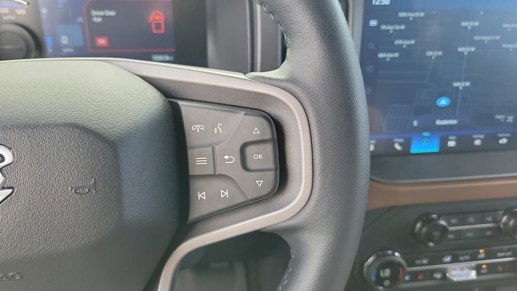 Used 2024 Ford Bronco Outer Banks image 33