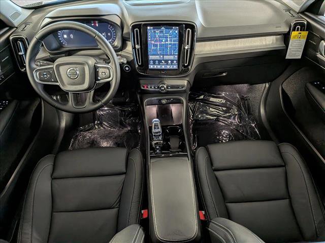 New 2026 Volvo XC40 B5 Ultra w/ Climate Package image 16