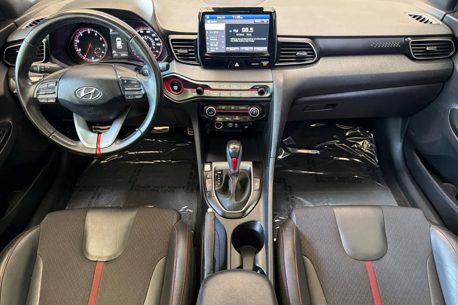 Used 2019 Hyundai Veloster Turbo FWD image 3