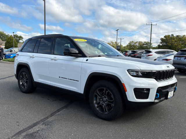 Used 2023 Jeep Grand Cherokee Trailhawk AWD/4WD image 5