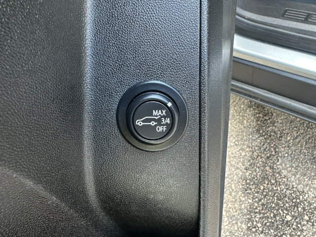 Used 2024 Chevrolet Equinox LT AWD/4WD image 27