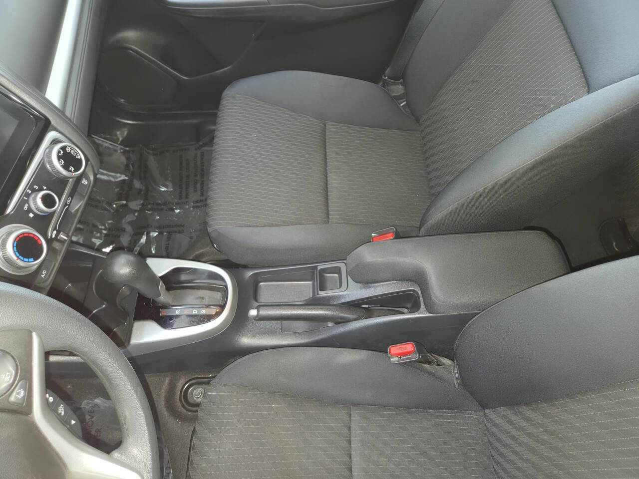 Used 2018 Honda Fit EX image 17