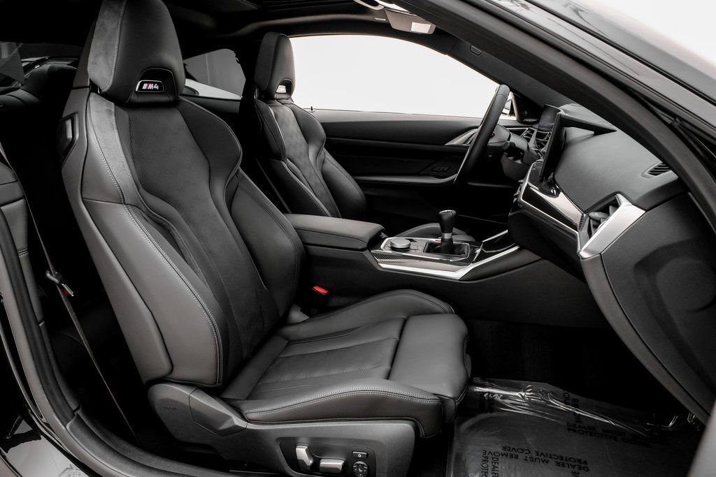 Used 2024 BMW M4 Coupe w/ Executive Package image 29