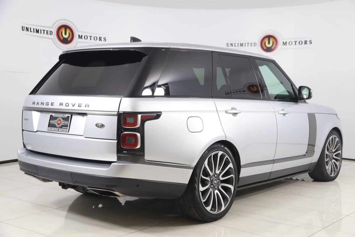 Used 2019 Land Rover Range Rover Supercharged AWD/4WD image 3