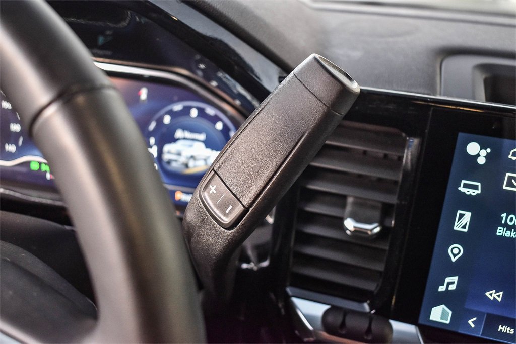 Used 2024 Chevrolet Silverado 1500 RST image 16