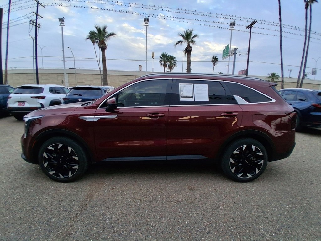Used 2024 Kia Sorento SX image 4
