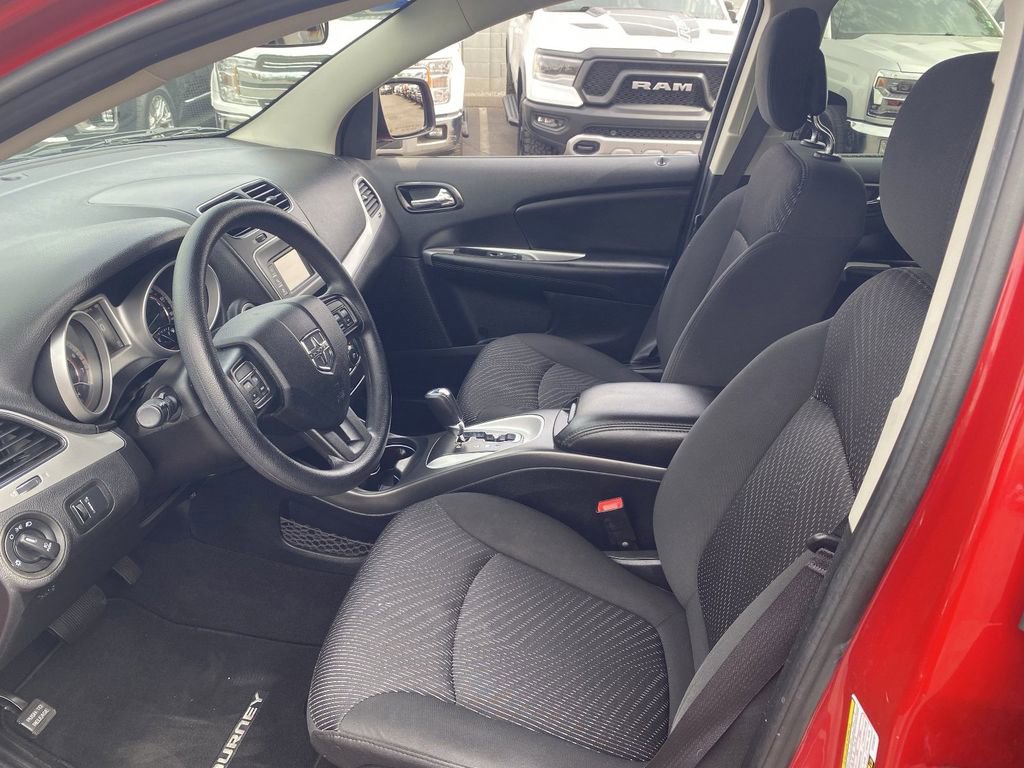 Used 2015 Dodge Journey SXT w/ Flexible Seating Group FWD image 18
