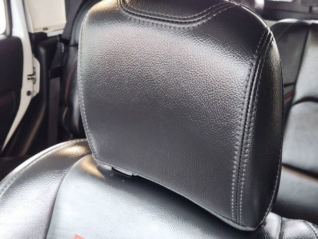 Used 2022 Jeep Gladiator Rubicon w/ Cold Weather Group AWD/4WD image 24