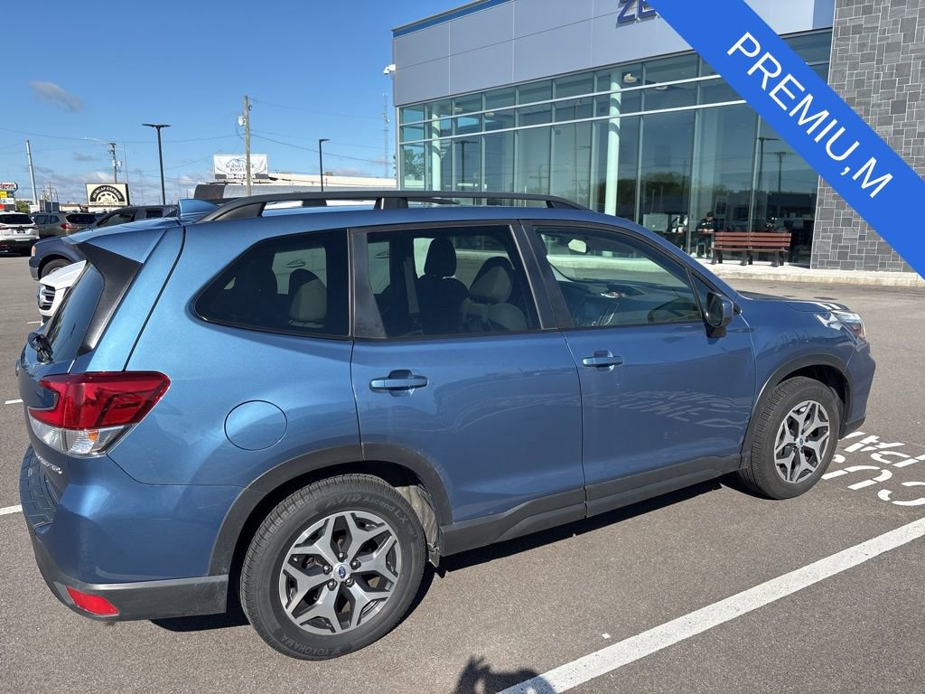 Used 2021 Subaru Forester Premium w/ Popular Package #1 AWD/4WD image 4