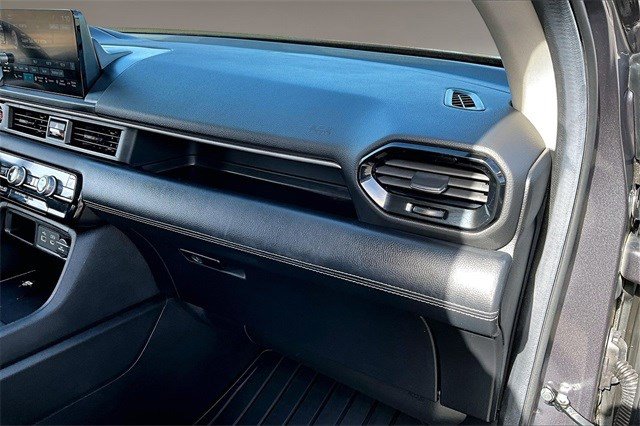 Certified 2025 Honda Pilot EX-L image 24