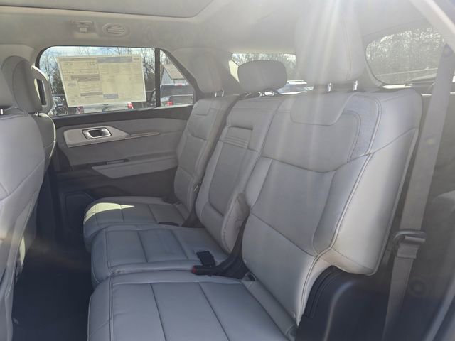 New 2026 Ford Explorer Active image 12