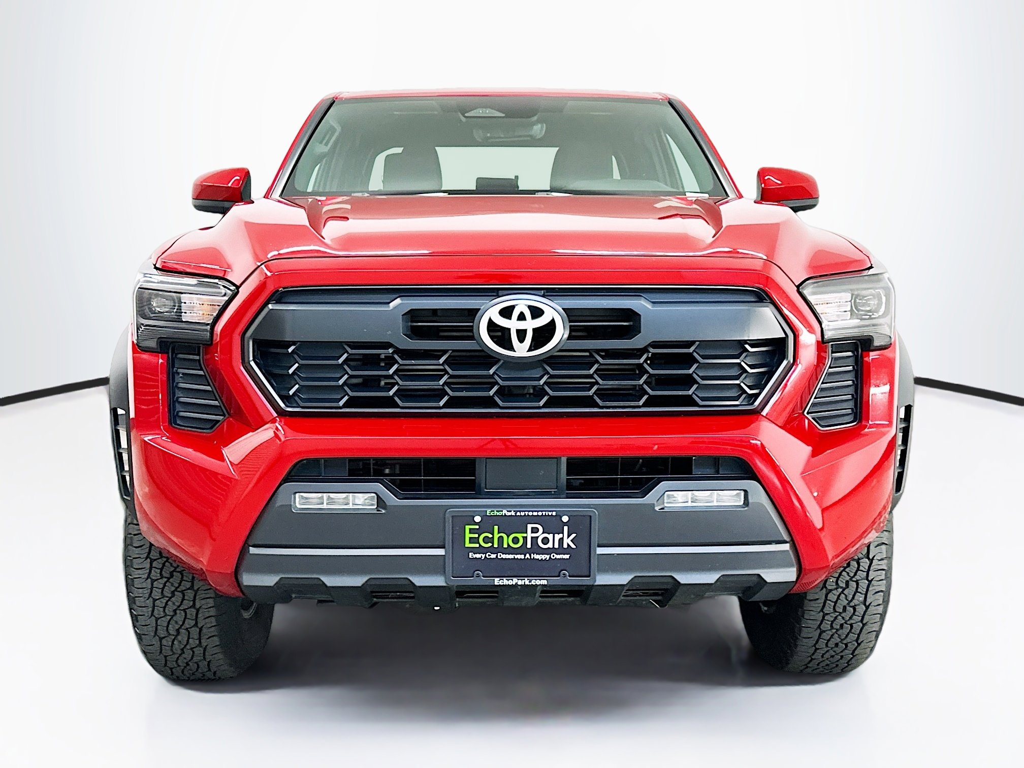 Used 2025 Toyota Tacoma TRD Off-Road image 2