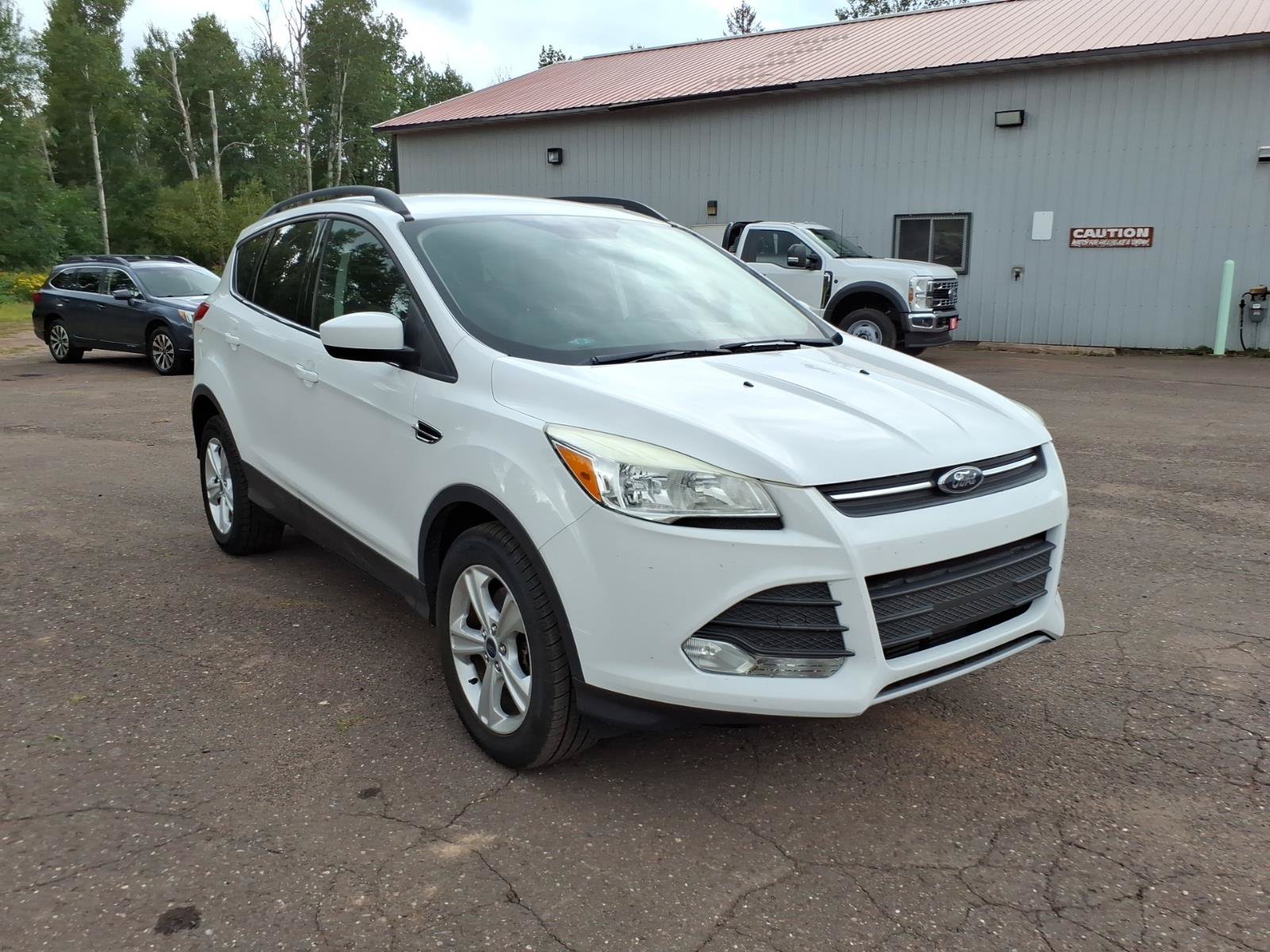 Used 2016 Ford Escape SE w/ Equipment Group 201A AWD/4WD image 8