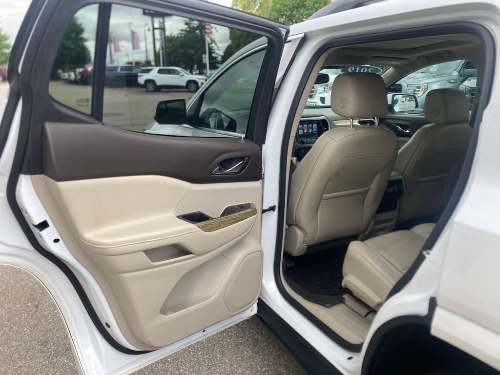 Certified 2019 GMC Acadia Denali w/ GMC Pro Grade Package AWD/4WD image 12