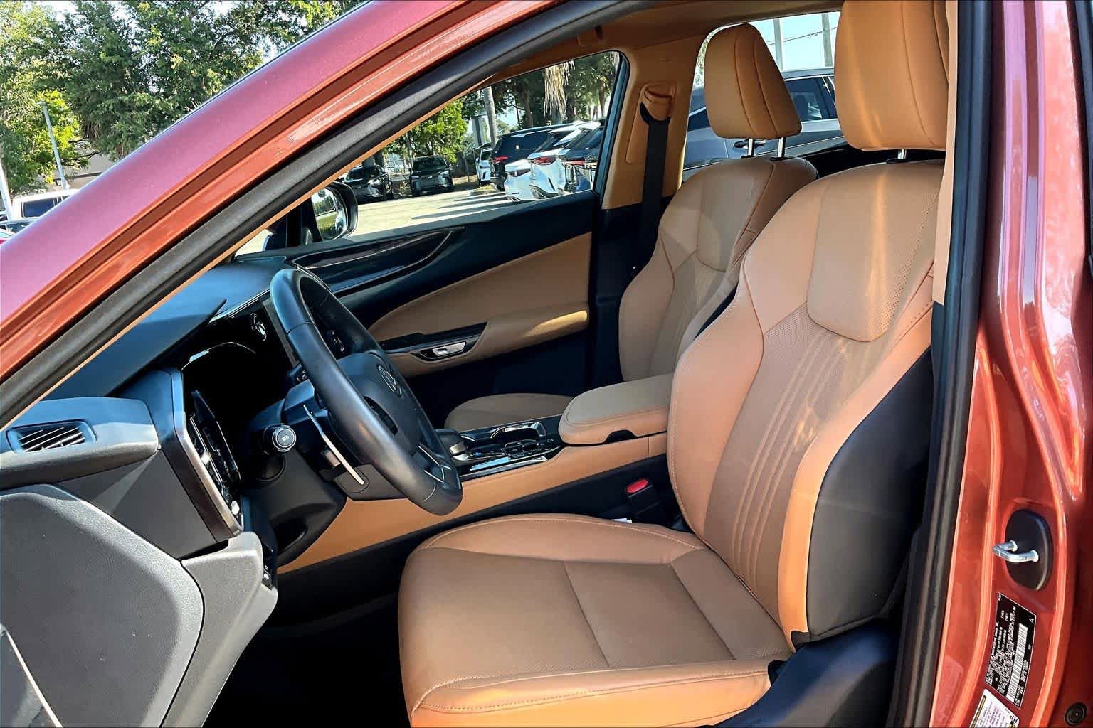 Used 2025 Lexus NX 350h AWD w/ Cold Area Package image 8