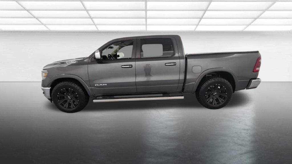 Used 2019 RAM 1500 Laramie AWD/4WD image 4