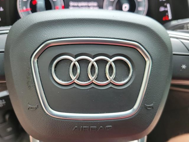 Used 2021 Audi Q7 2.0T Premium w/ Convenience Package AWD/4WD image 26
