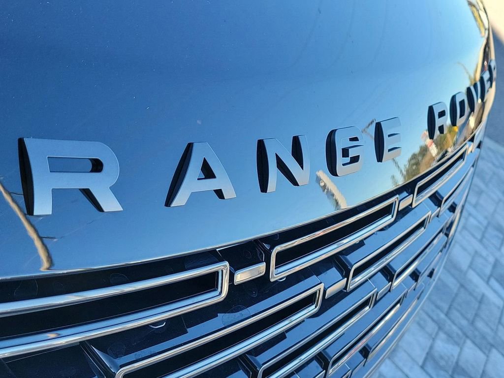 New 2026 Land Rover Range Rover Velar Dynamic SE AWD/4WD image 8