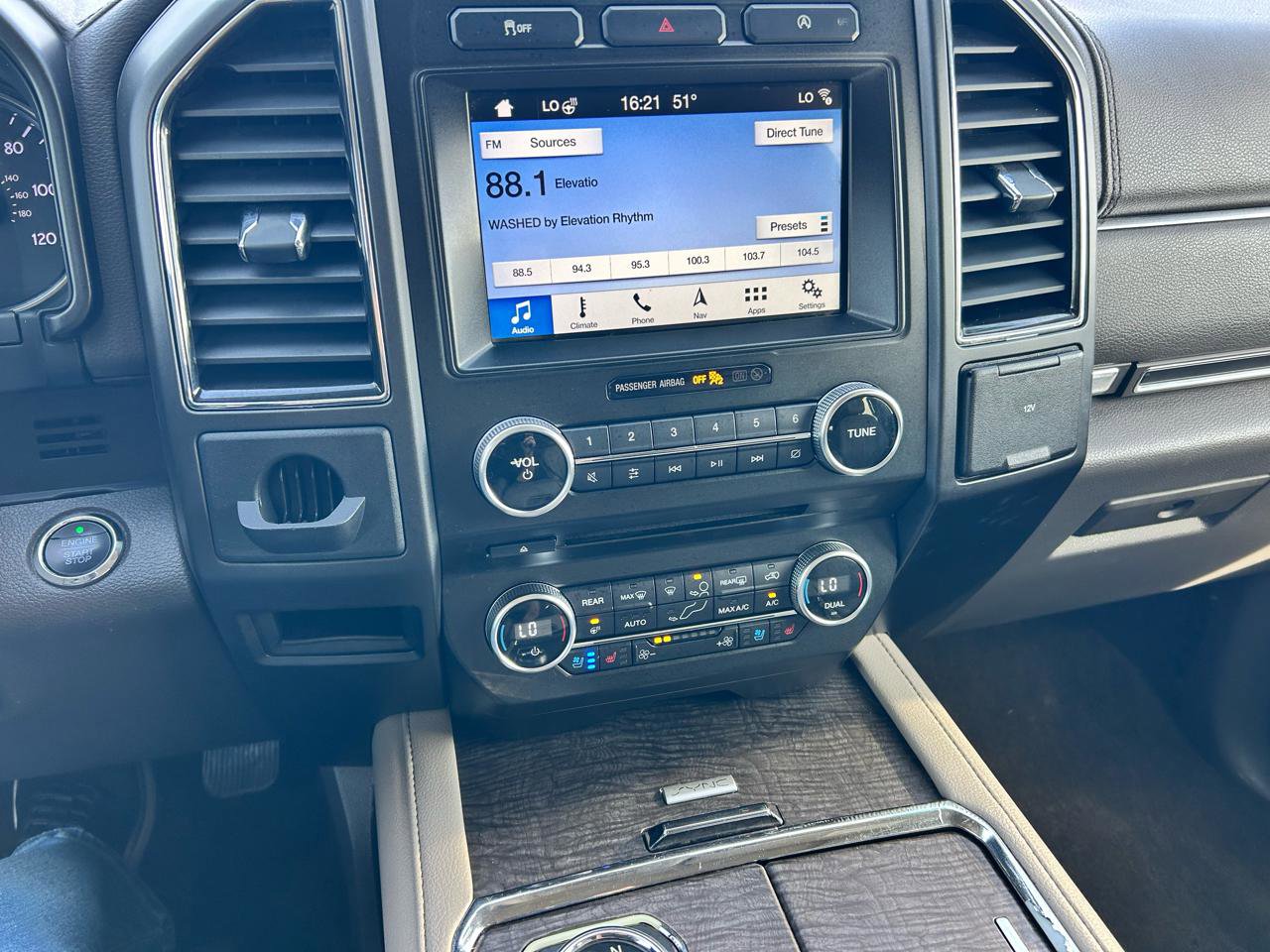 Used 2018 Ford Expedition Max Limited RWD image 6