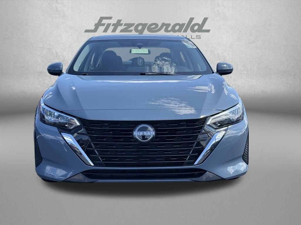 Used 2025 Nissan Sentra SV FWD image 22