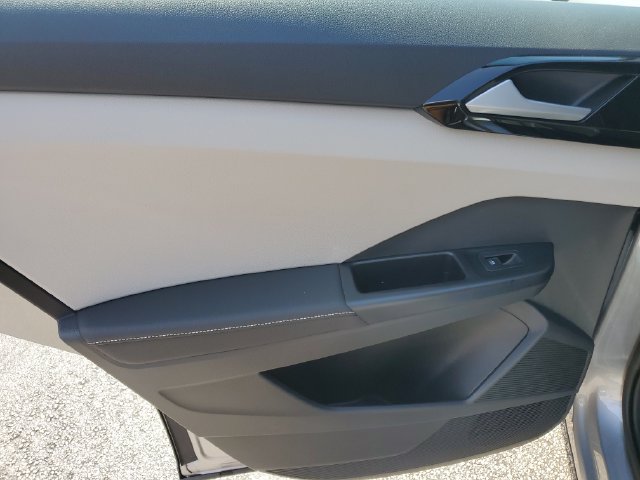 New 2027 Volkswagen Taos S FWD image 19