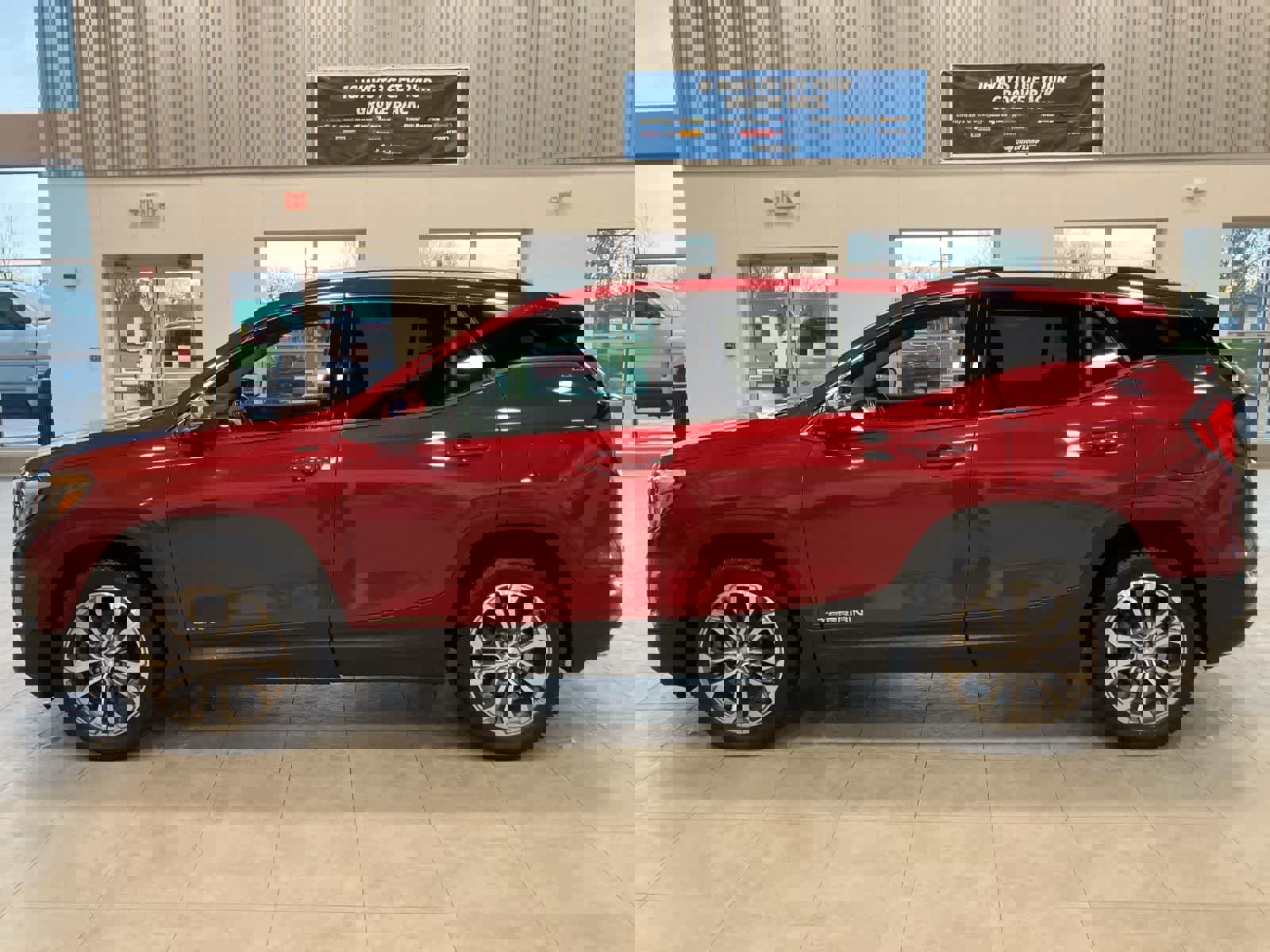 Used 2020 GMC Terrain SLT w/ Preferred Package image 8