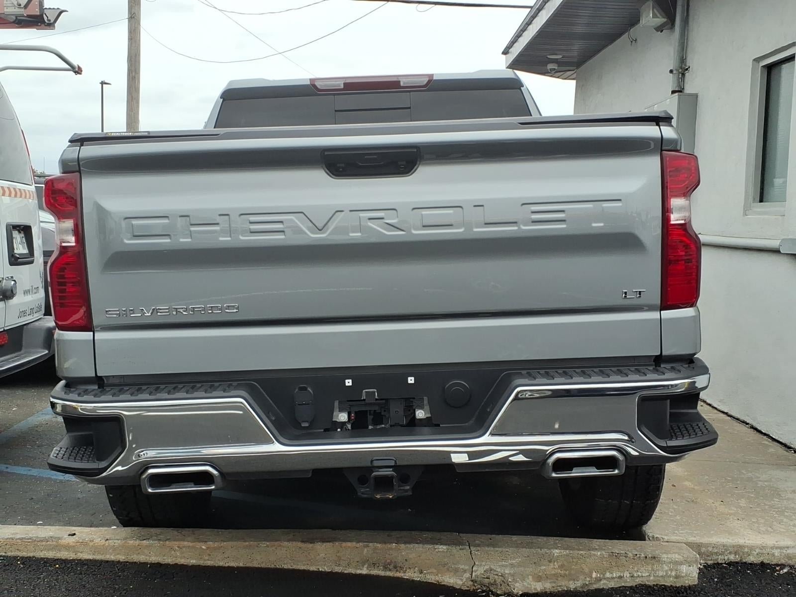 Certified 2025 Chevrolet Silverado 1500 LT w/ Z71 Off-Road Package AWD/4WD image 5