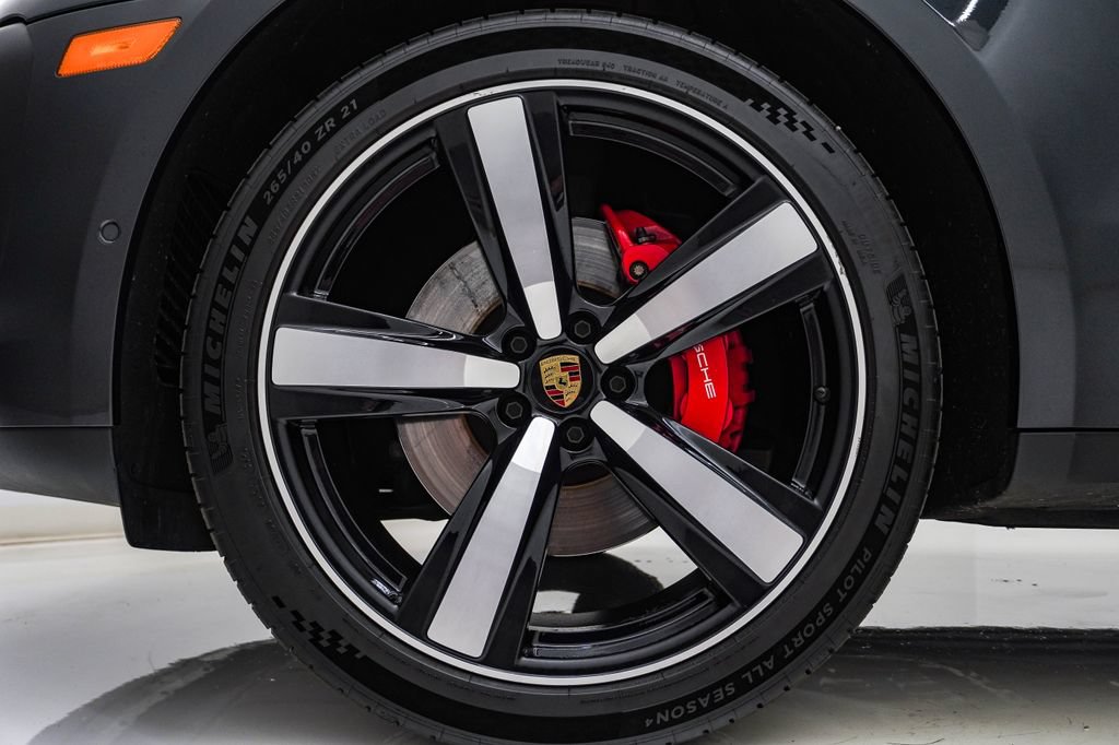 Used 2024 Porsche Macan S AWD/4WD image 13