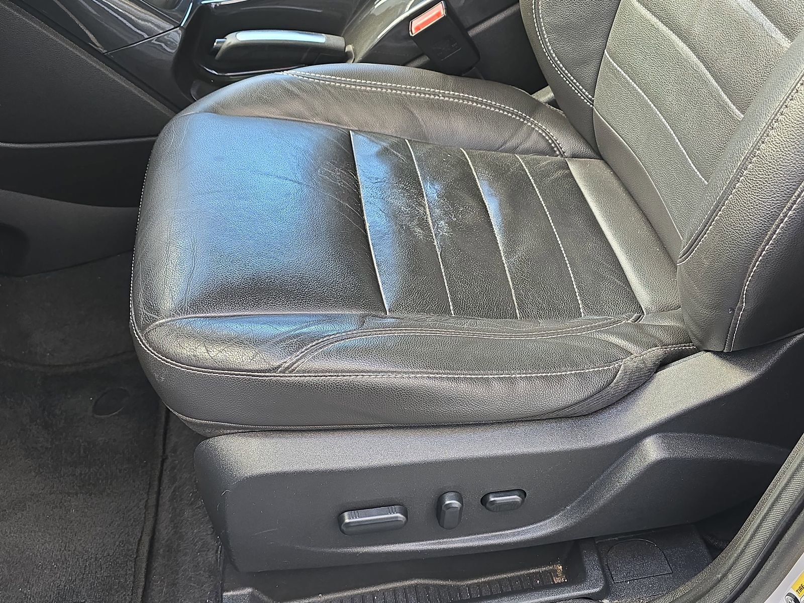 Used 2014 Ford Escape Titanium w/ Equipment Group 401A image 29