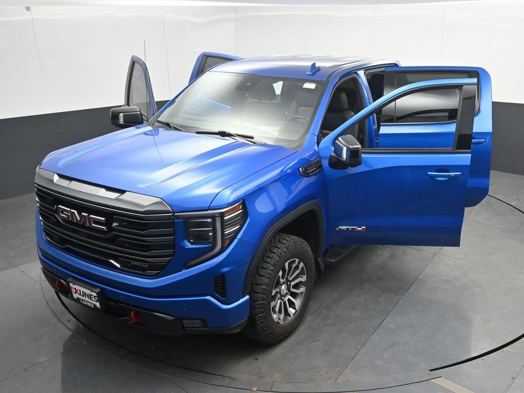 Used 2023 GMC Sierra 1500 AT4 w/ AT4 Premium Package AWD/4WD image 48