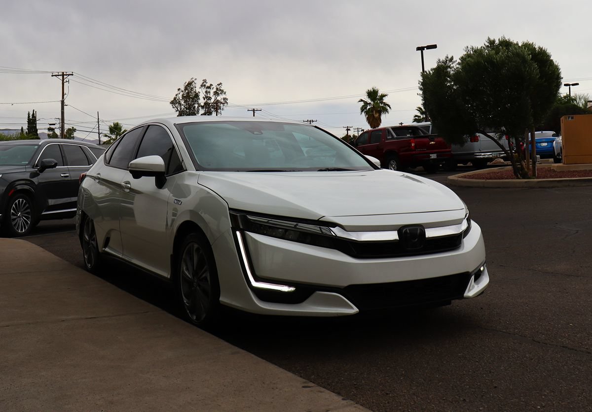 Used 2018 Honda Clarity Plug-In Hybrid image 14