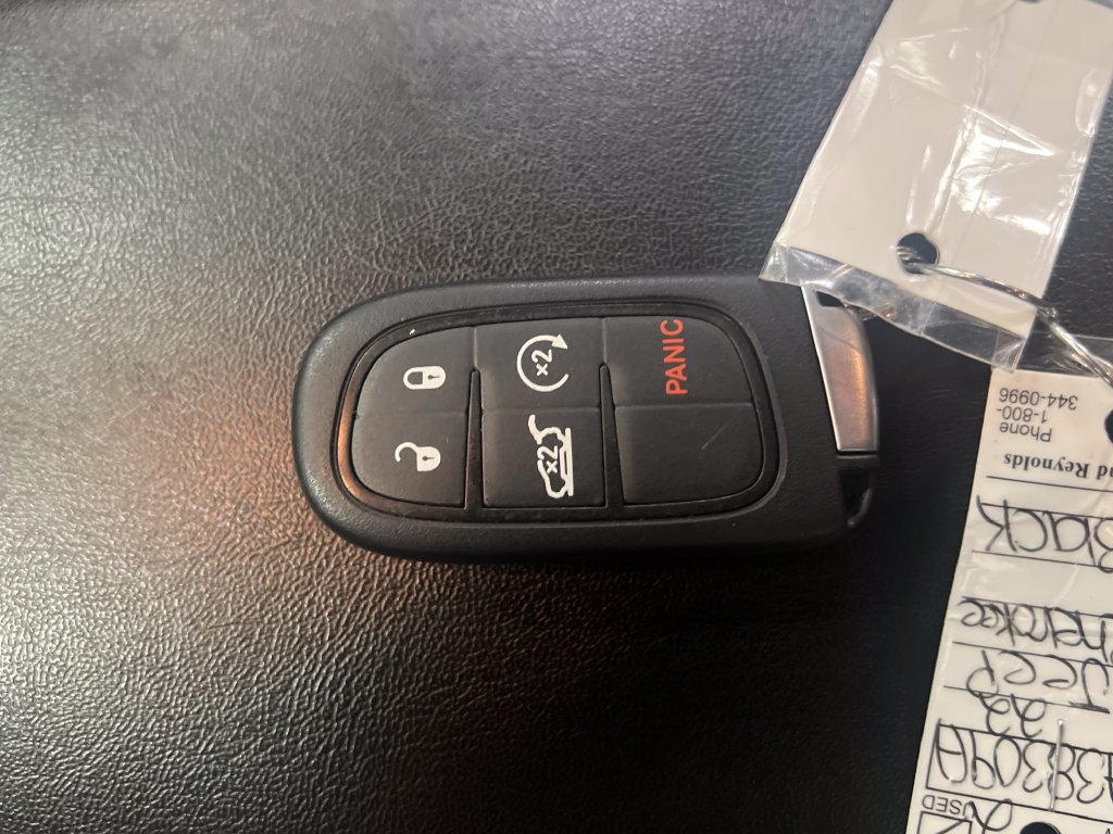 Used 2022 Jeep Cherokee Latitude Lux FWD image 30