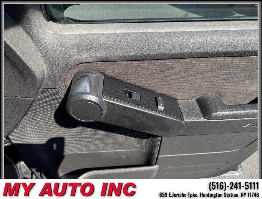 Used 2010 Ford Explorer Sport Trac XLT image 27