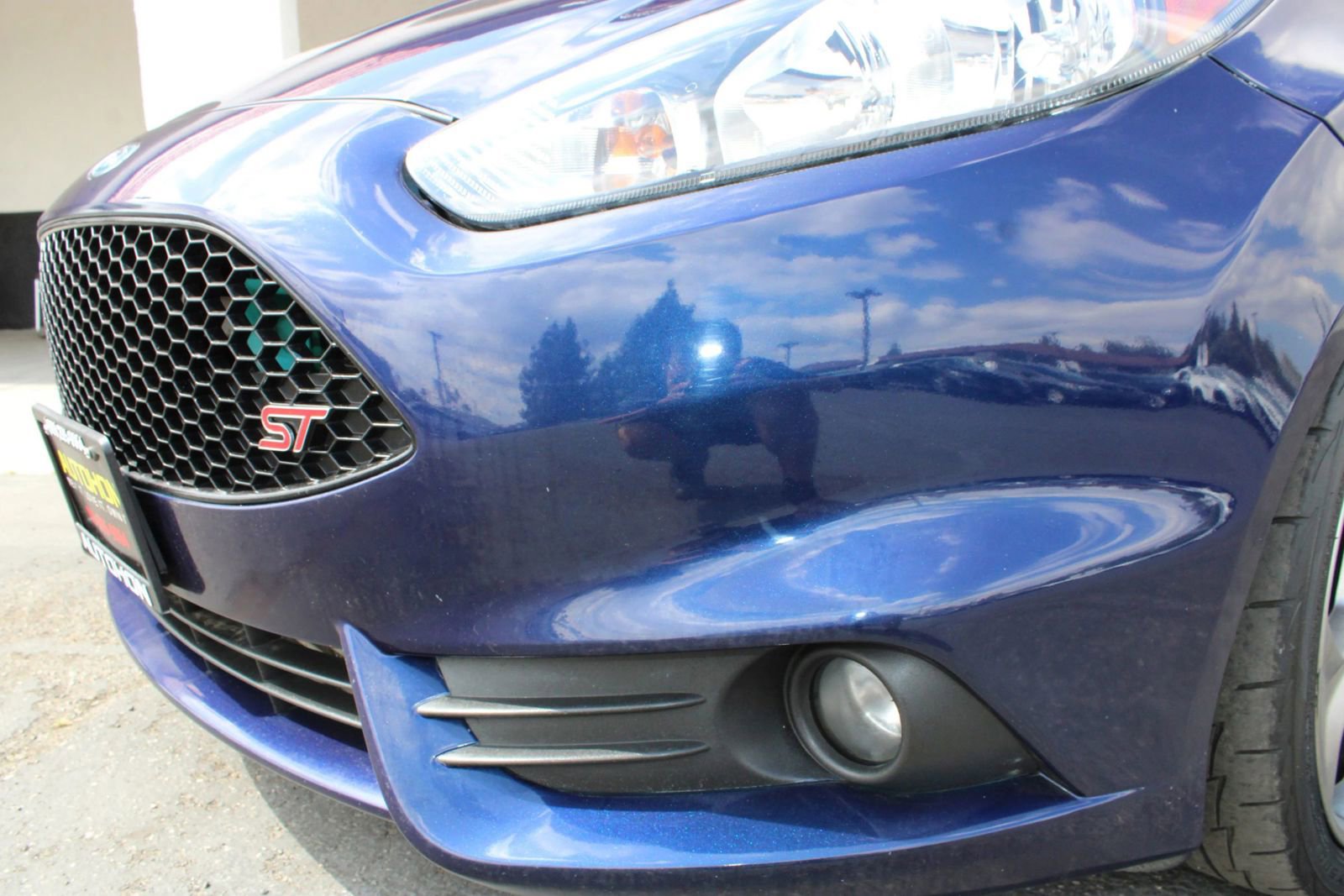 Used 2016 Ford Fiesta ST w/ ST Recaro Package FWD image 4
