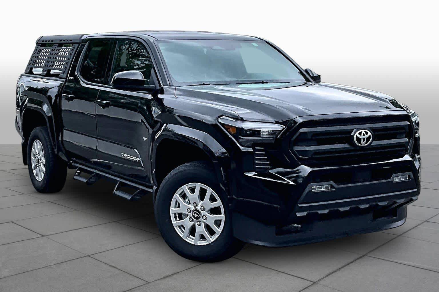 Used 2025 Toyota Tacoma SR5 RWD image 3