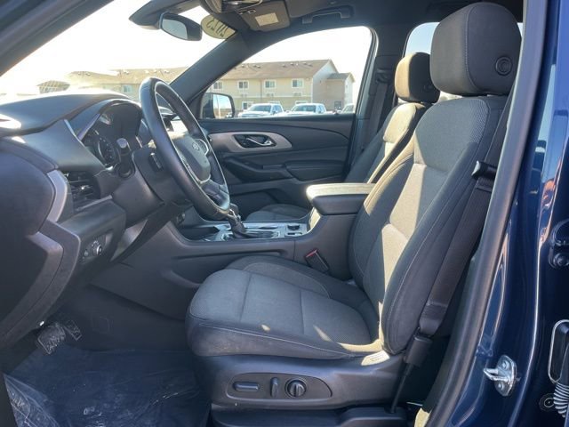 Used 2023 Chevrolet Traverse LT image 13