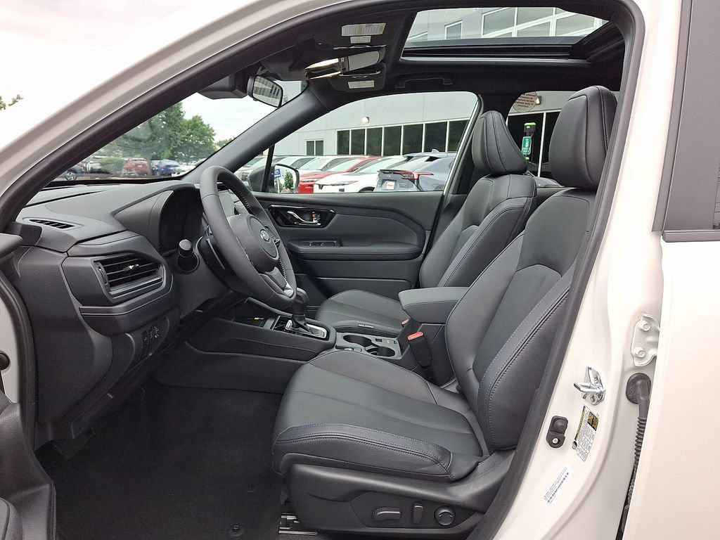 Certified 2025 Subaru Forester Limited AWD/4WD image 13