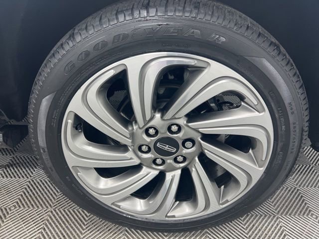 Certified 2023 Lincoln Navigator L Reserve AWD/4WD image 11
