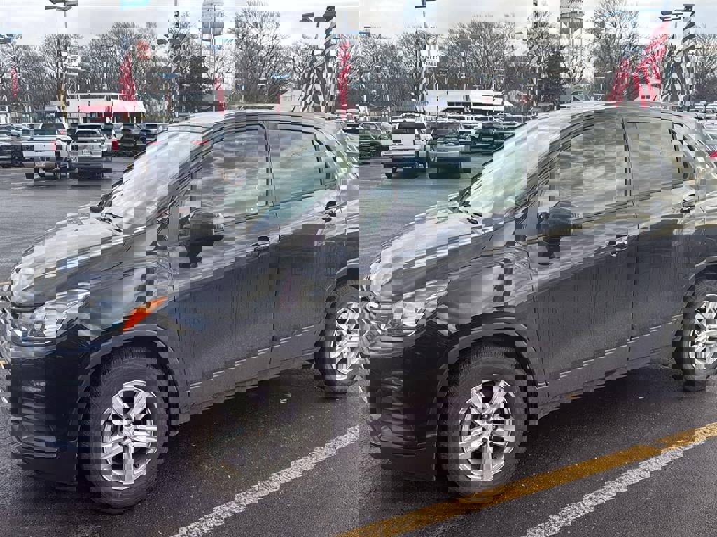 Used 2020 Chevrolet Trax LS w/ Tint and Cruise Package image 3