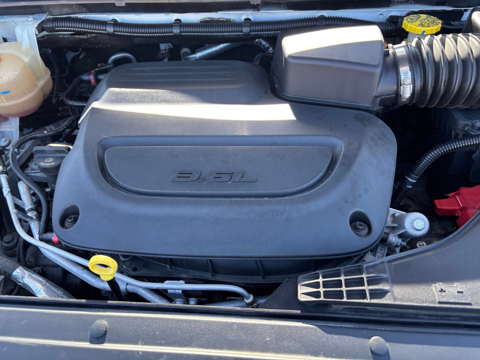 Used 2024 Chrysler Voyager LX FWD image 34