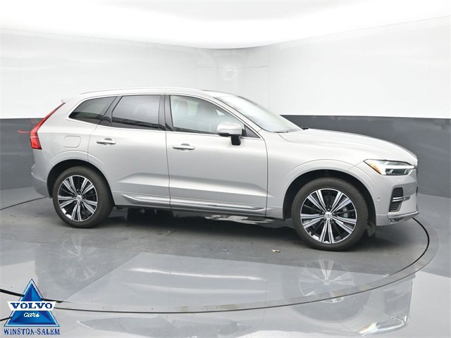 Used 2022 Volvo XC60 B5 Inscription w/ Advanced Package image 1