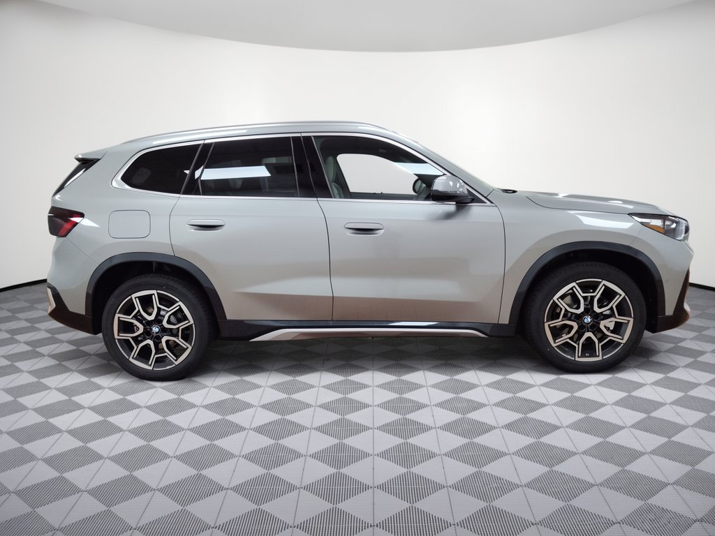 Certified 2026 BMW X1 xDrive28i w/ Technology Package AWD/4WD image 9