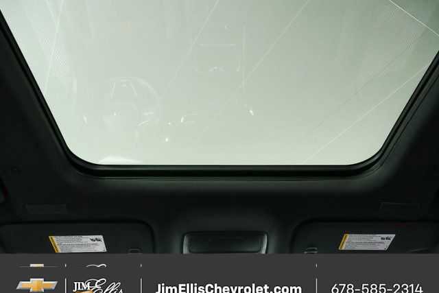 Certified 2024 Chevrolet Traverse RS image 21