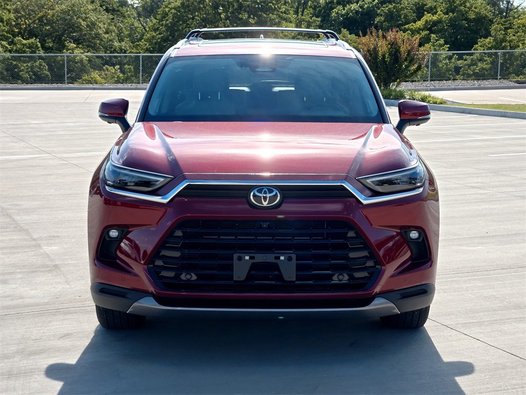 Used 2024 Toyota Grand Highlander Limited image 7