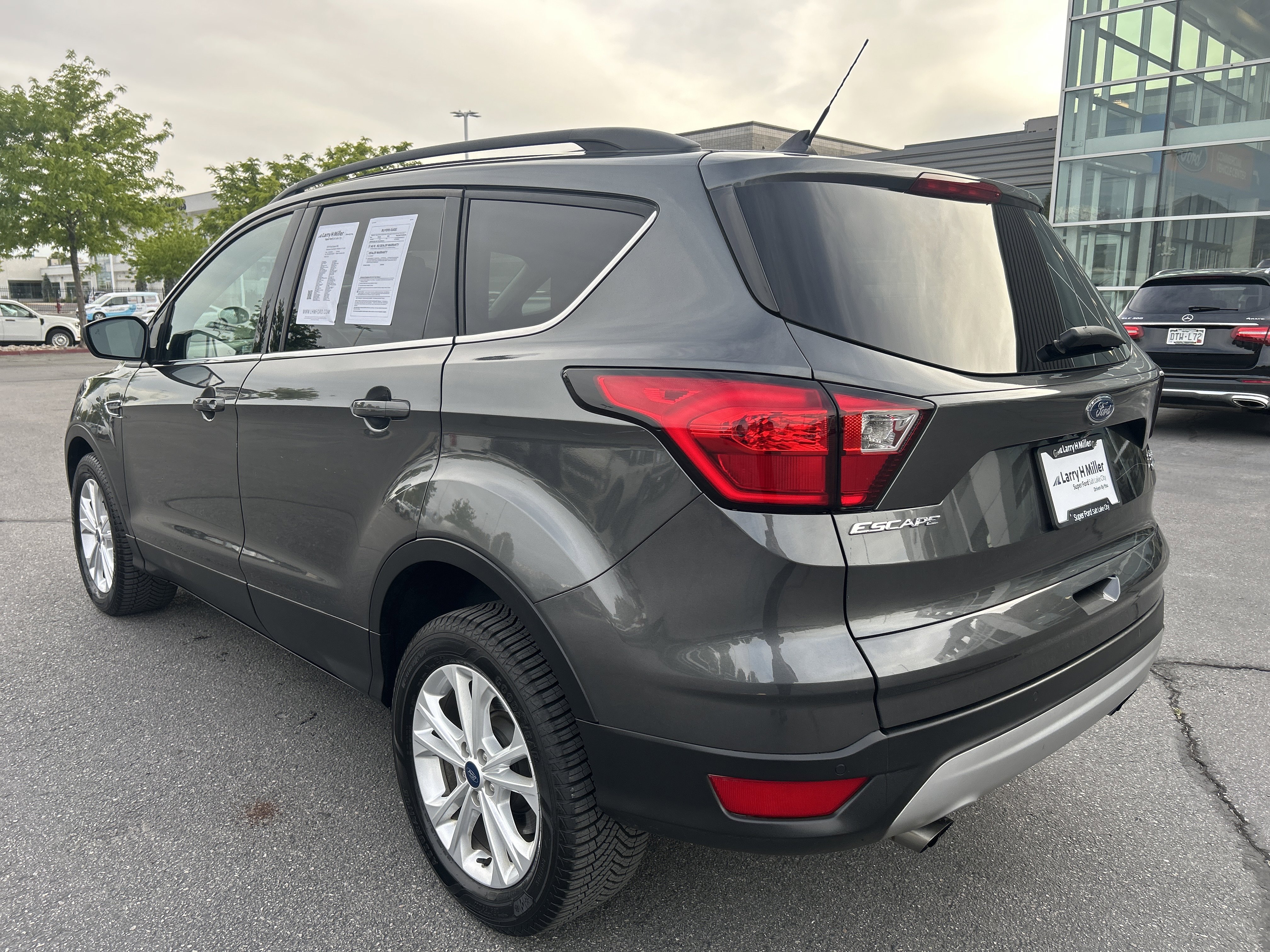 Used 2019 Ford Escape SEL AWD/4WD image 6