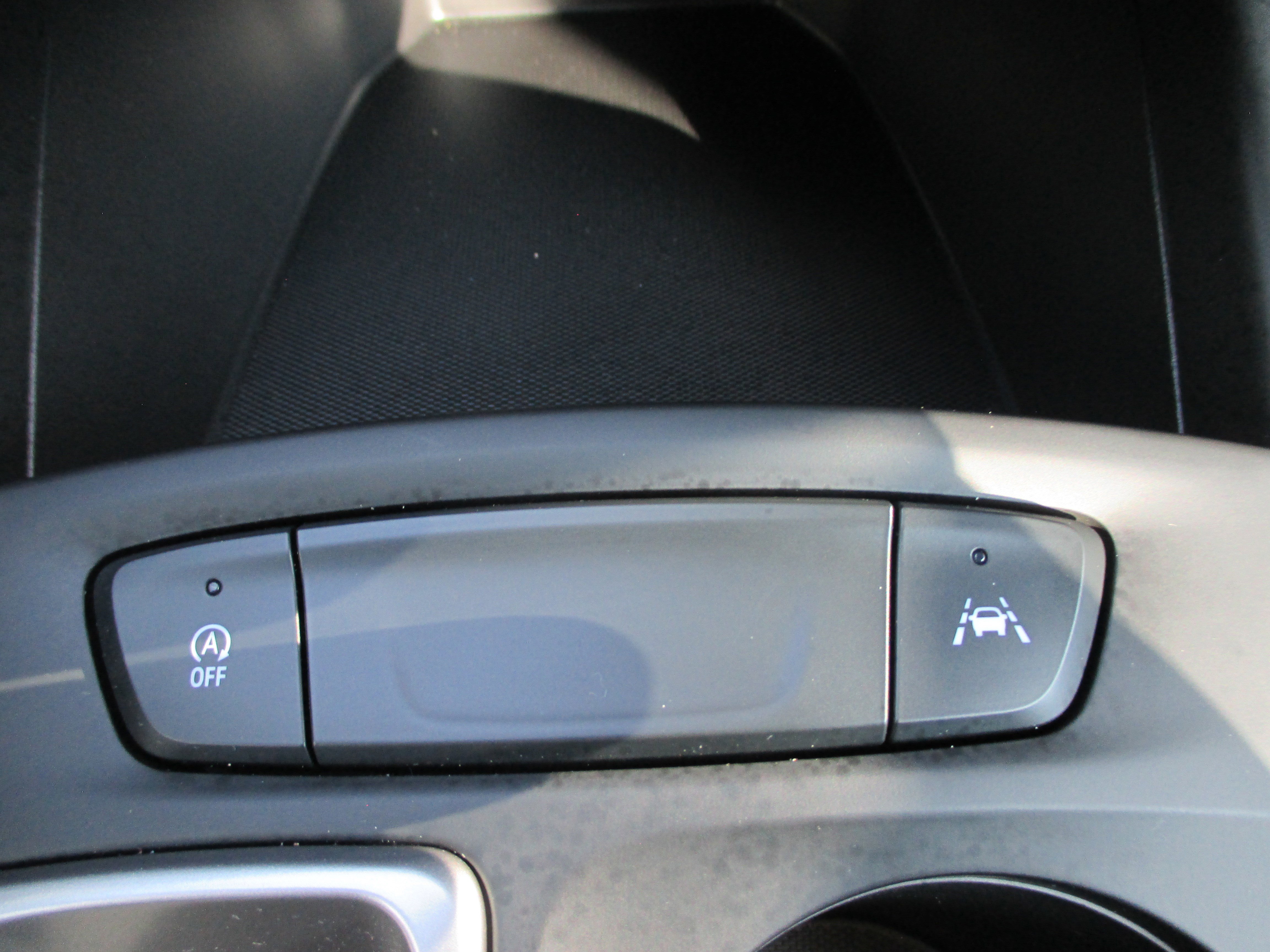 Used 2026 Chevrolet Trax LS w/ LS Convenience Package image 19