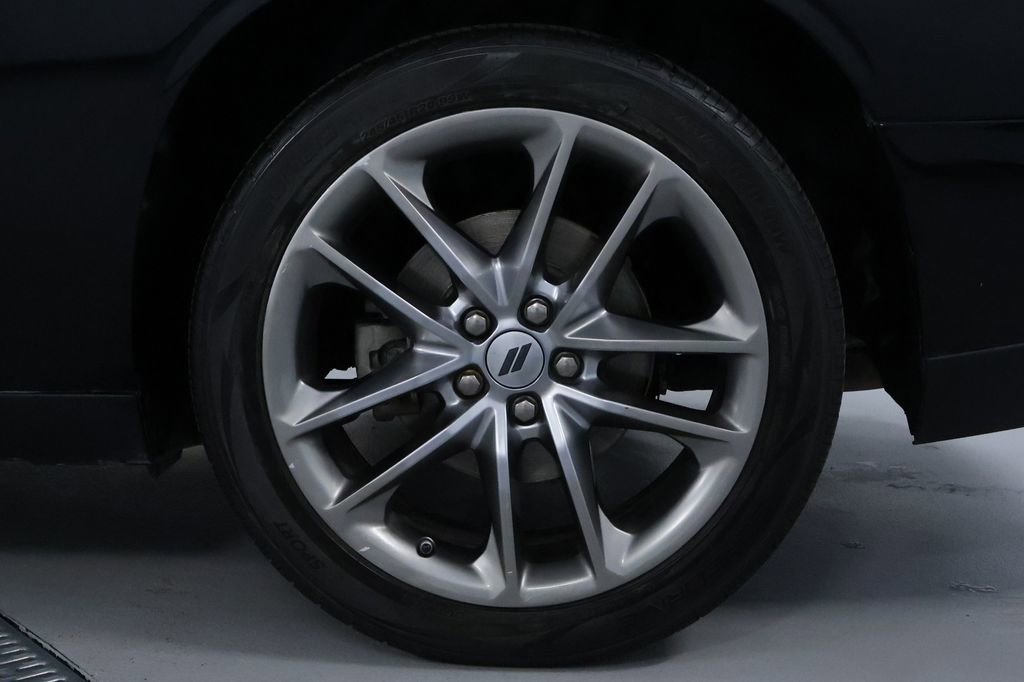 Used 2023 Dodge Challenger GT image 33