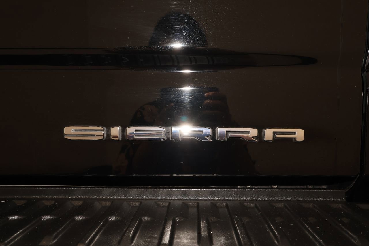 Certified 2024 GMC Sierra 1500 Denali Ultimate AWD/4WD image 39